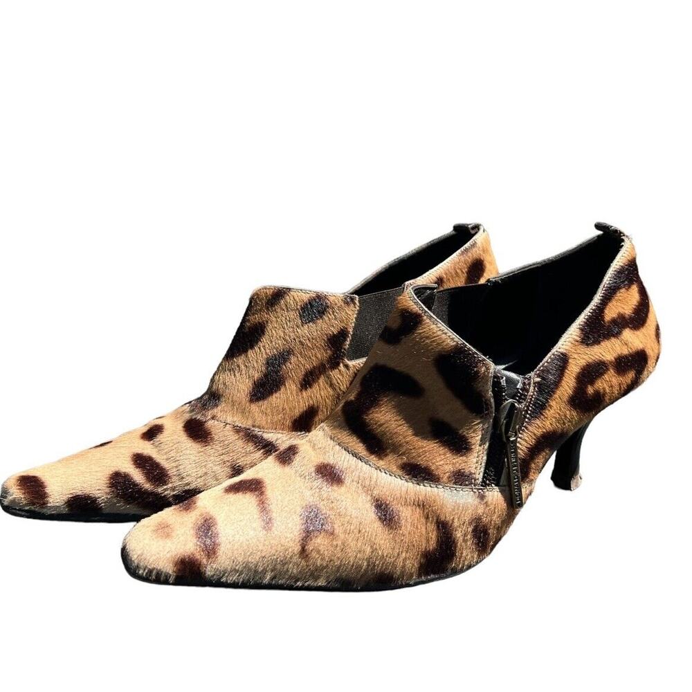 Donald J Pliner Lexy Animal Print Cheetah Kitten Heel Shoes Side Zip Spain 5.5M